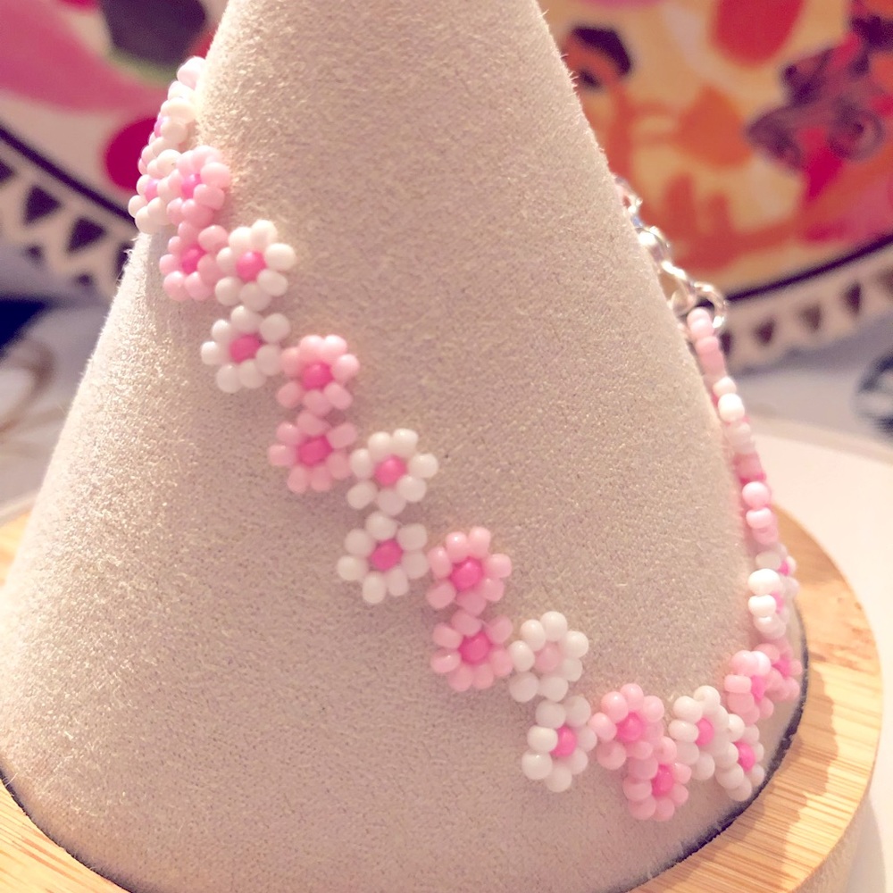Flower Light Pink & White Daisy Bracelet Floral New
